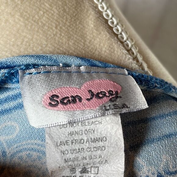 Sam Joy Draped Neck Floral Sleeveless Blouse (Size: Large in Juniors) - Picture 7 of 8